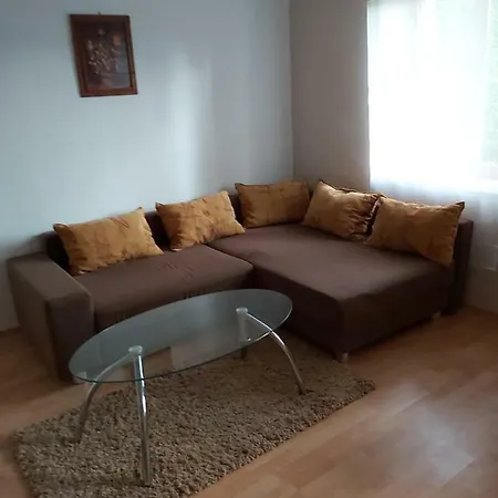 Pelso Apartman Appartement